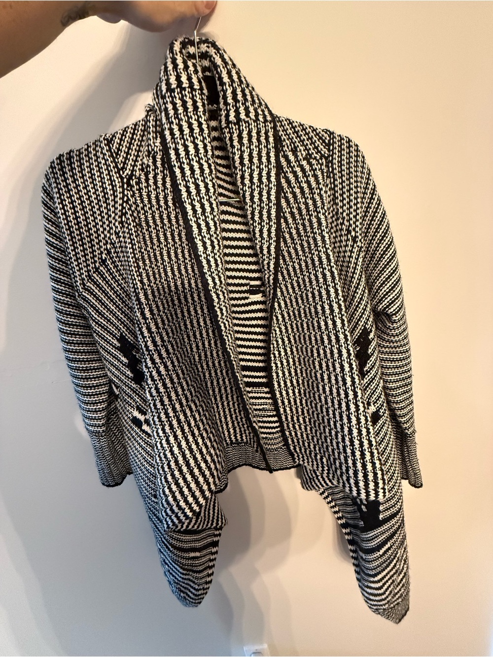 GAP Black & White Striped Open-Front knitted sweater